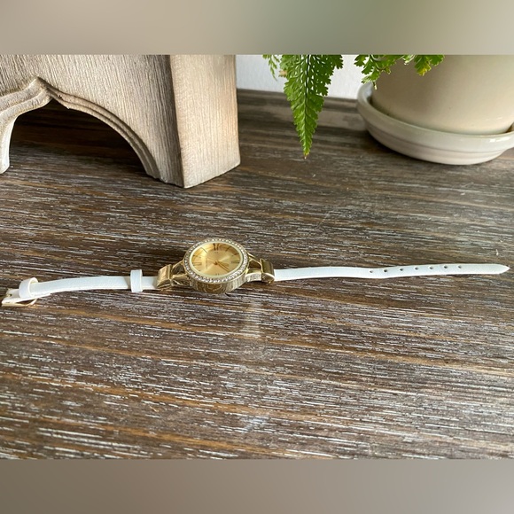 Laura Ashley Watch Analogue Womens Minimal White Thin Strap Crystal Bezel Roman - Picture 8 of 13